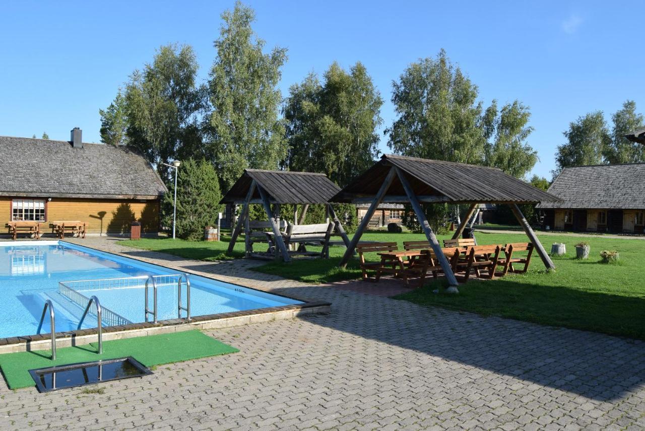 Holiday Village Suur Toell Kuressaare Bagian luar foto