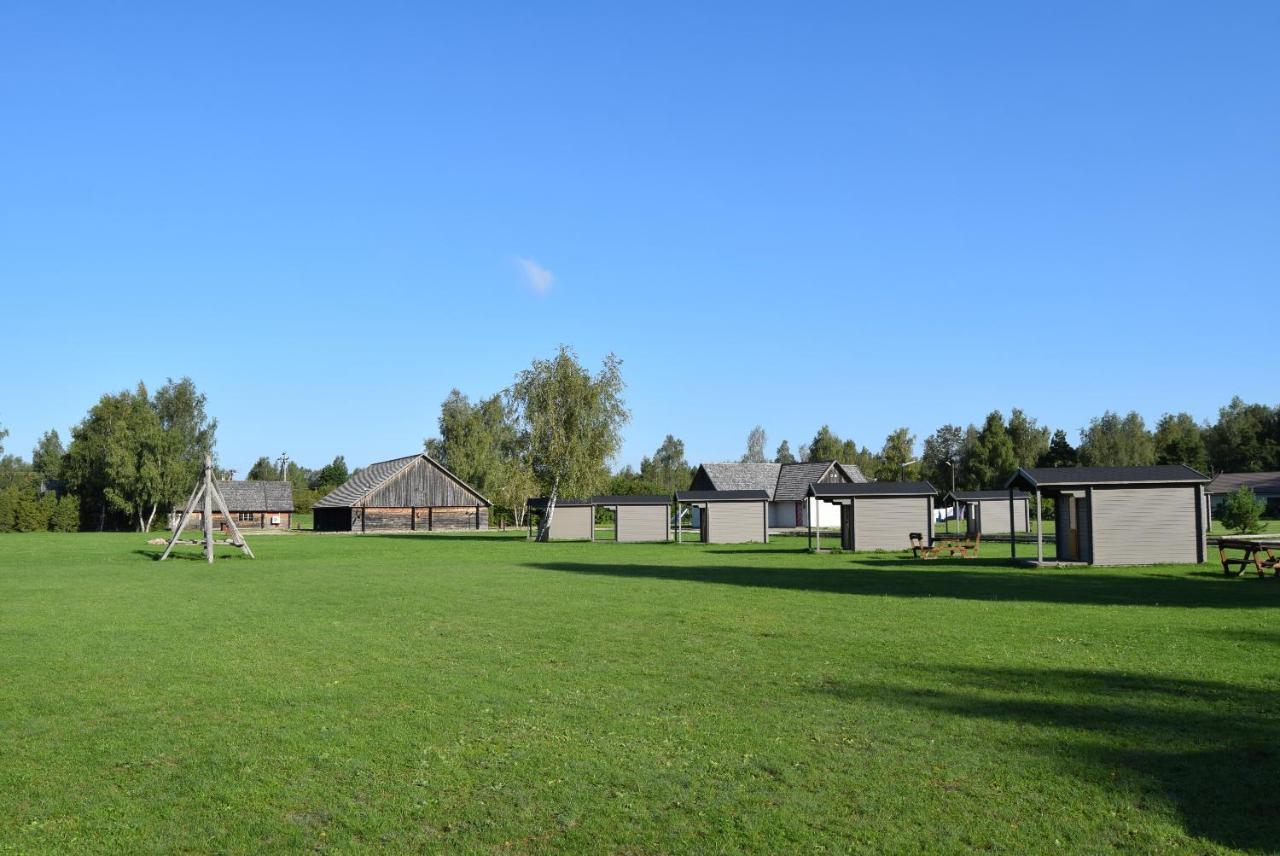Holiday Village Suur Toell Kuressaare Bagian luar foto