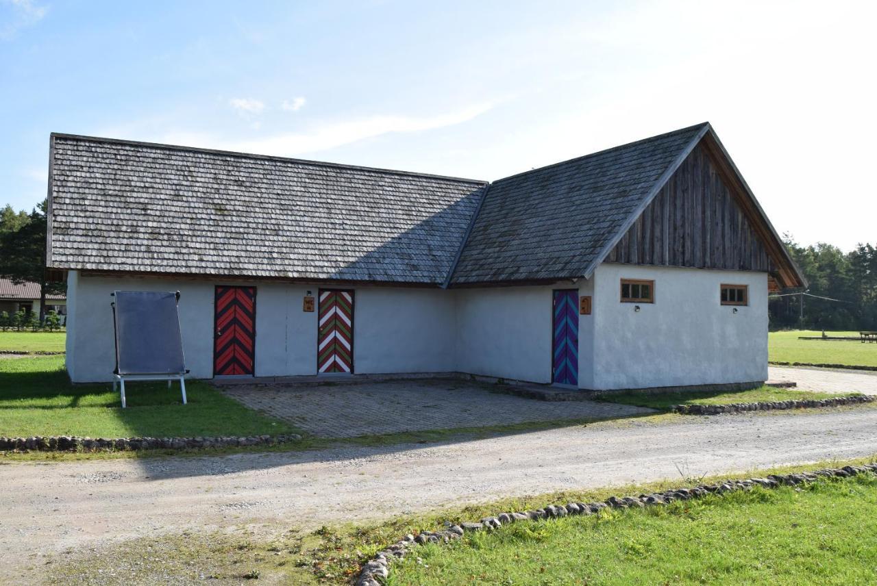 Holiday Village Suur Toell Kuressaare Bagian luar foto