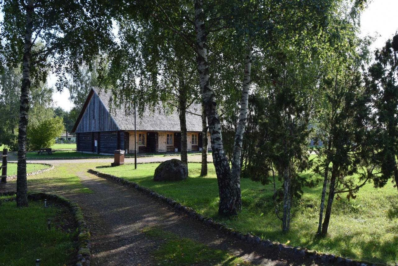 Holiday Village Suur Toell Kuressaare Bagian luar foto