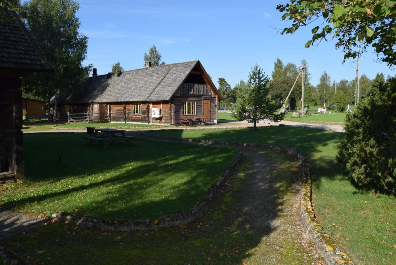 Holiday Village Suur Toell Kuressaare Bagian luar foto
