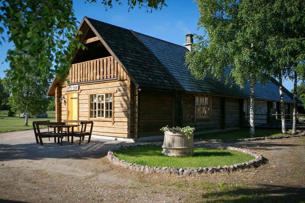 Holiday Village Suur Toell Kuressaare Bagian luar foto